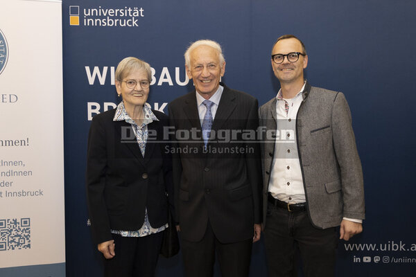 DieFotografen_081.jpg DieFotografen_081.jpg