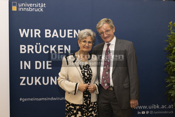 DieFotografen_105.jpg DieFotografen_105.jpg