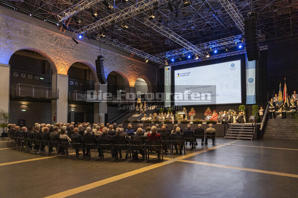 DieFotografen_131.jpg DieFotografen_131.jpg