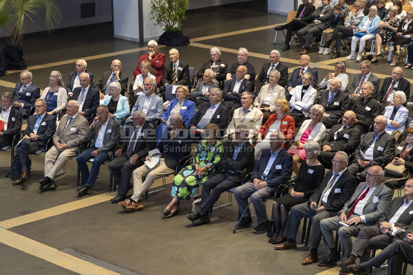 DieFotografen_152.jpg DieFotografen_152.jpg