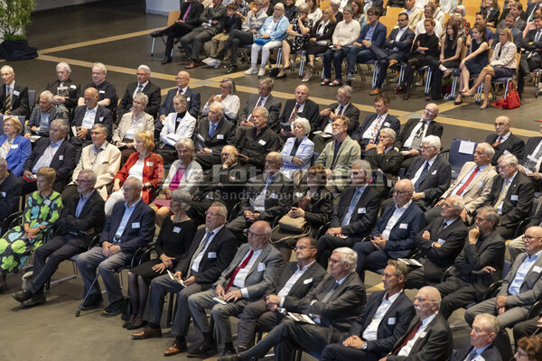 DieFotografen_156.jpg DieFotografen_156.jpg
