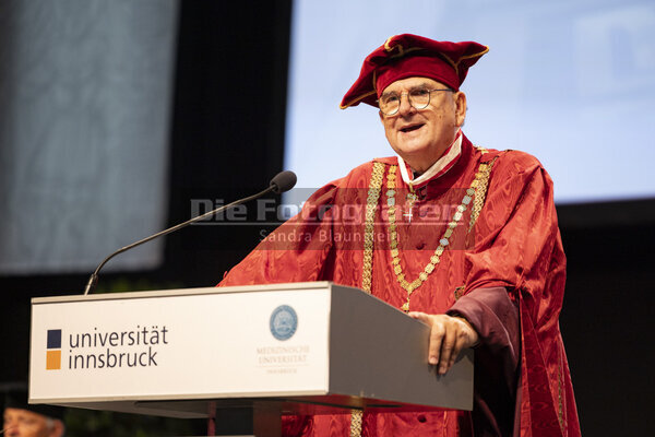 DieFotografen_166.jpg DieFotografen_166.jpg
