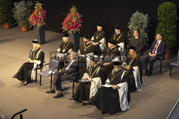 DieFotografen_202.jpg DieFotografen_202.jpg