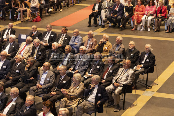 DieFotografen_216.jpg DieFotografen_216.jpg