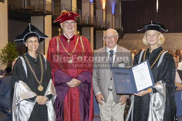 DieFotografen_239.jpg DieFotografen_239.jpg
