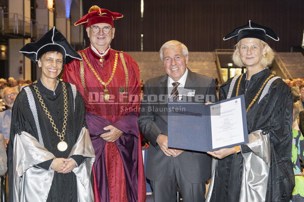 DieFotografen_241.jpg DieFotografen_241.jpg