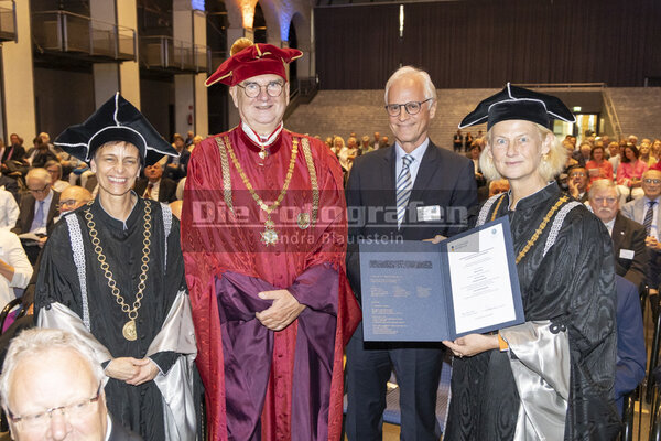 DieFotografen_262.jpg DieFotografen_262.jpg