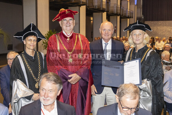 DieFotografen_272.jpg DieFotografen_272.jpg