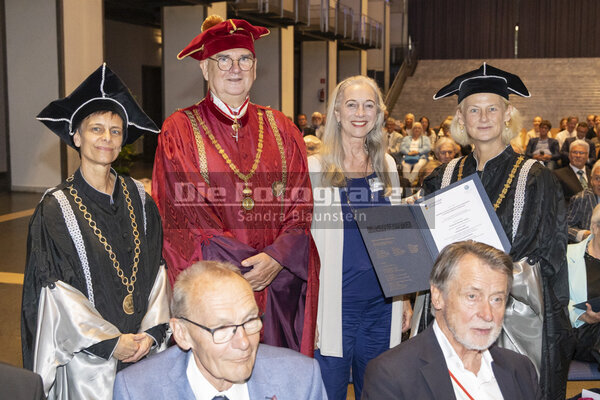 DieFotografen_273.jpg DieFotografen_273.jpg