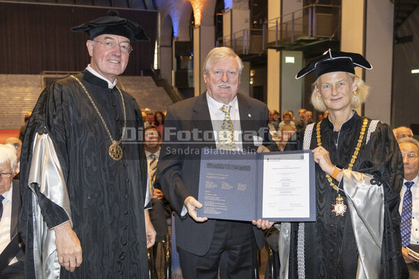 DieFotografen_289.jpg DieFotografen_289.jpg