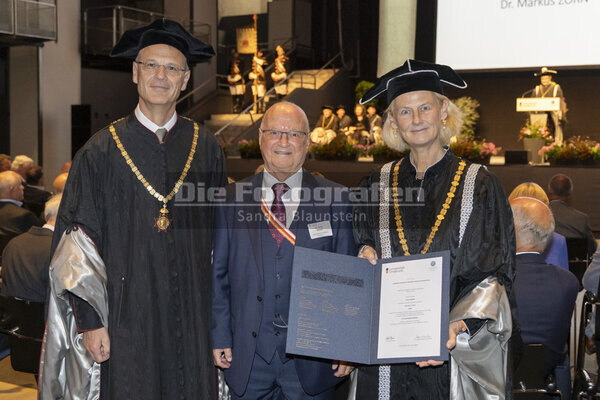 DieFotografen_311.jpg DieFotografen_311.jpg