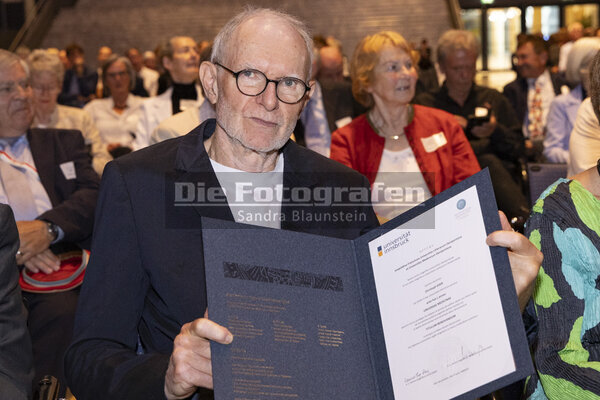 DieFotografen_334.jpg DieFotografen_334.jpg