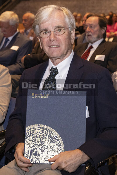 DieFotografen_360.jpg DieFotografen_360.jpg
