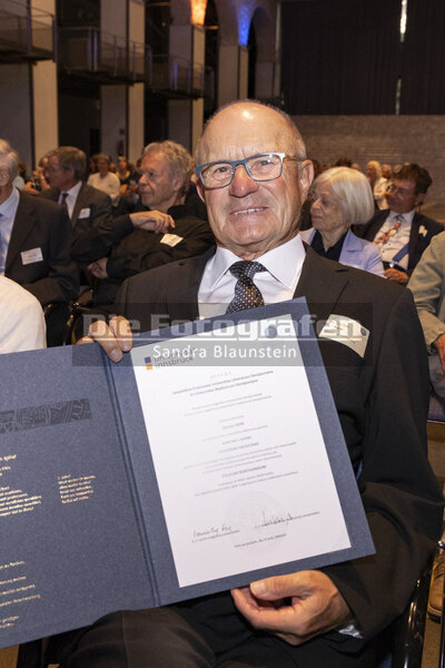 DieFotografen_384.jpg DieFotografen_384.jpg