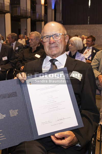 DieFotografen_385.jpg DieFotografen_385.jpg