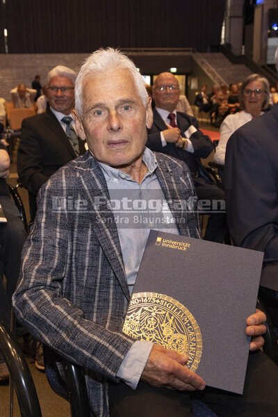 DieFotografen_411.jpg DieFotografen_411.jpg