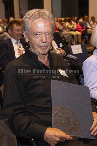 DieFotografen_420.jpg DieFotografen_420.jpg