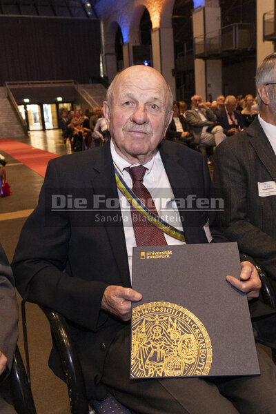 DieFotografen_468.jpg DieFotografen_468.jpg