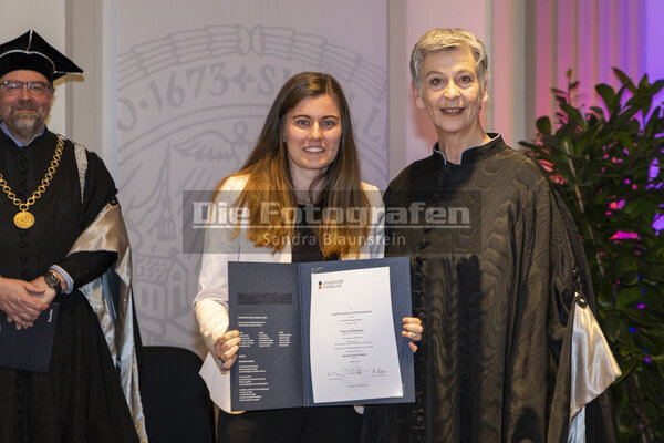 DieFotografen0205.jpg