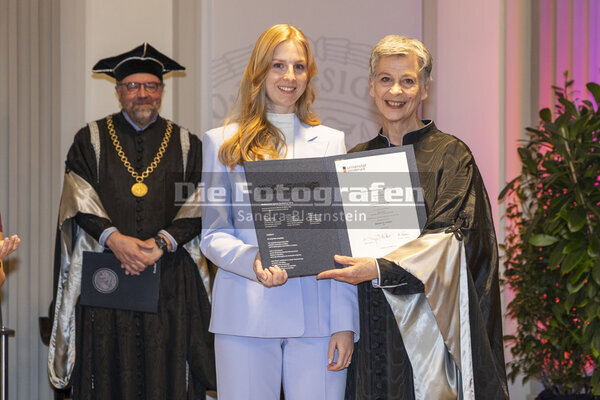 DieFotografen0216.jpg