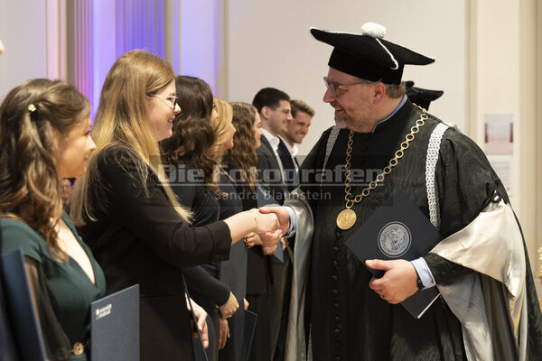 DieFotografen1132.jpg