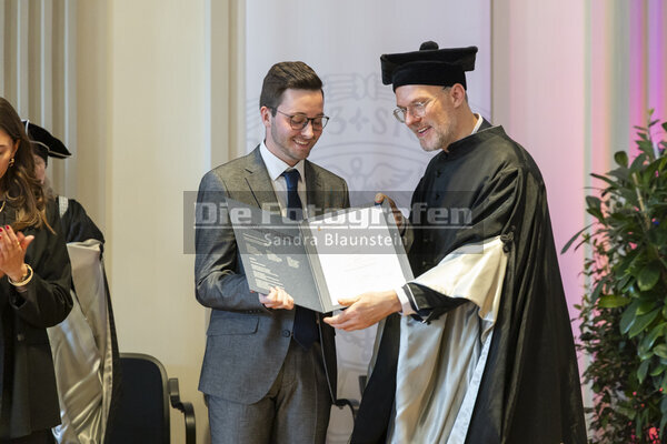 DieFotografen1619.jpg