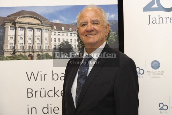DieFotografen005.jpg DieFotografen005.jpg