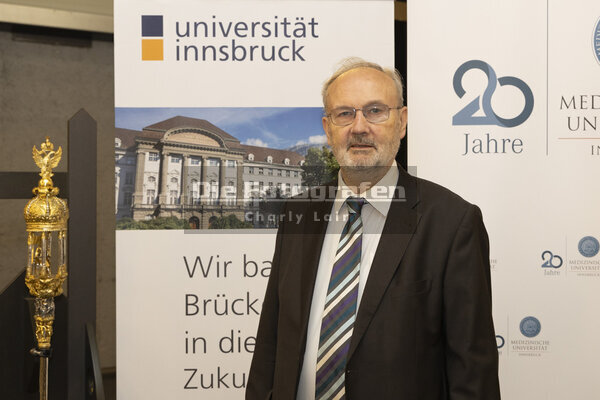 DieFotografen008.jpg DieFotografen008.jpg