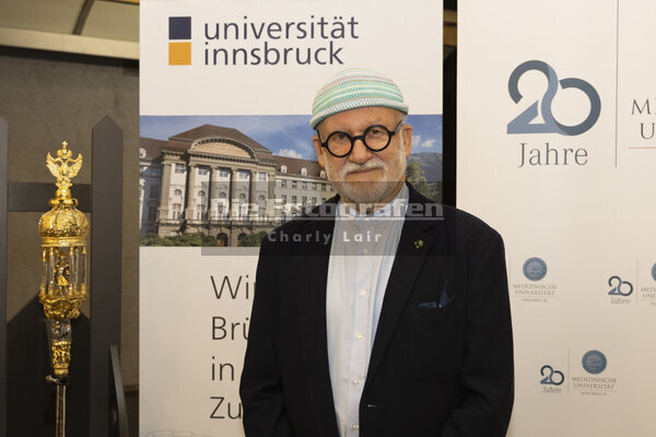 DieFotografen079.jpg DieFotografen079.jpg