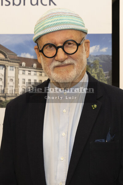 DieFotografen080.jpg DieFotografen080.jpg