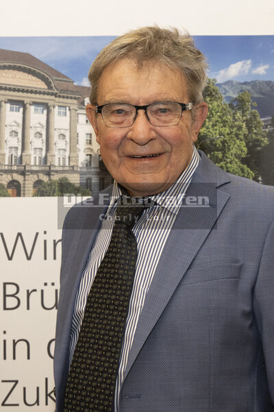 DieFotografen086.jpg DieFotografen086.jpg