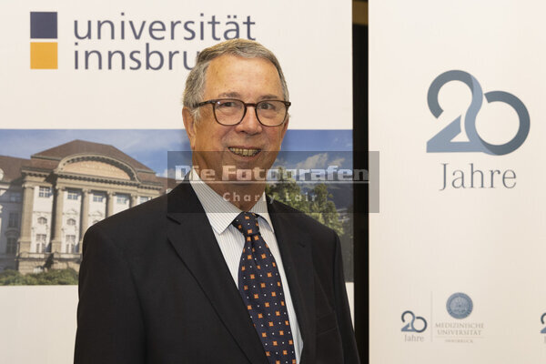 DieFotografen125.jpg DieFotografen125.jpg