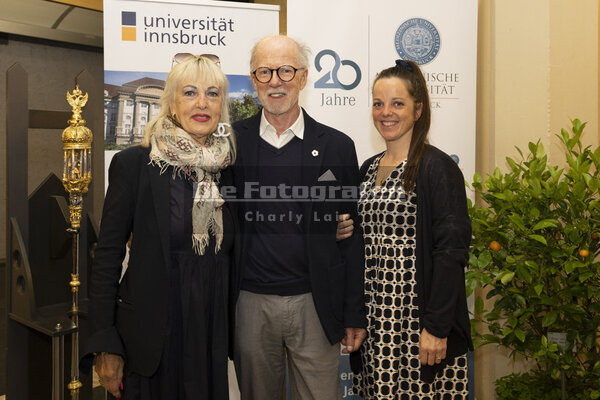 DieFotografen127.jpg DieFotografen127.jpg