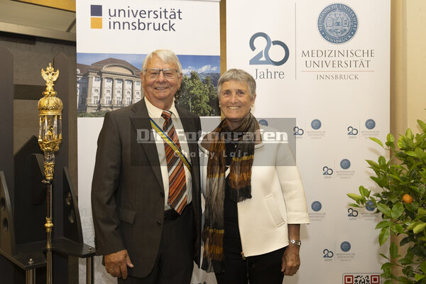 DieFotografen136.jpg DieFotografen136.jpg