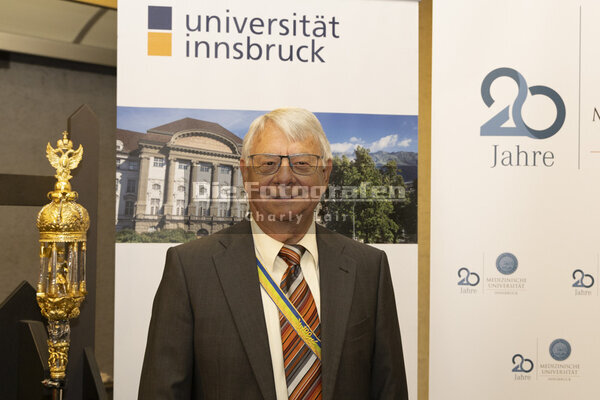 DieFotografen141.jpg DieFotografen141.jpg