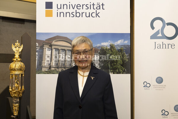 DieFotografen145.jpg DieFotografen145.jpg