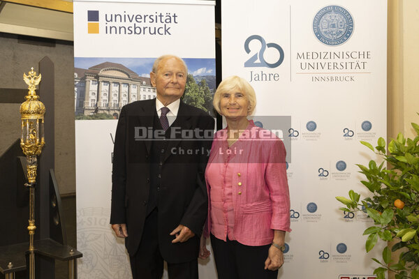DieFotografen174.jpg DieFotografen174.jpg