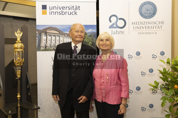 DieFotografen176.jpg DieFotografen176.jpg