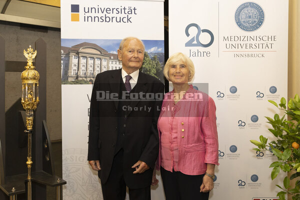 DieFotografen177.jpg DieFotografen177.jpg