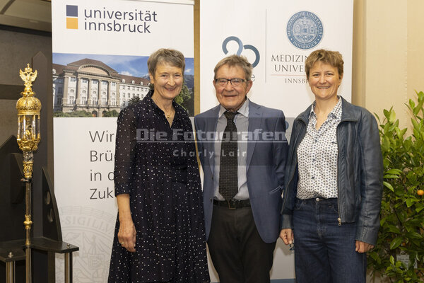 DieFotografen202.jpg DieFotografen202.jpg