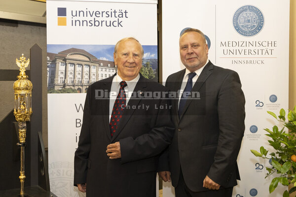 DieFotografen213.jpg DieFotografen213.jpg
