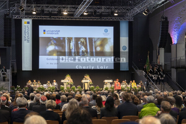 DieFotografen267.jpg DieFotografen267.jpg