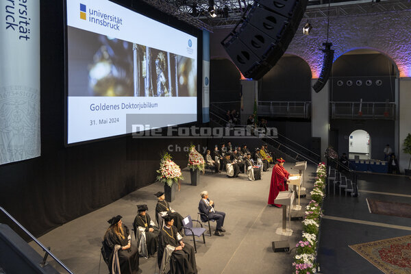 DieFotografen328.jpg DieFotografen328.jpg