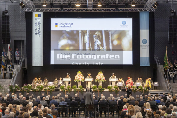 DieFotografen348.jpg DieFotografen348.jpg