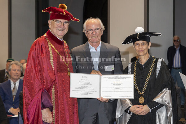DieFotografen376.jpg DieFotografen376.jpg
