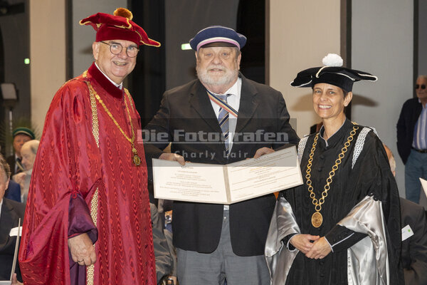 DieFotografen377.jpg DieFotografen377.jpg
