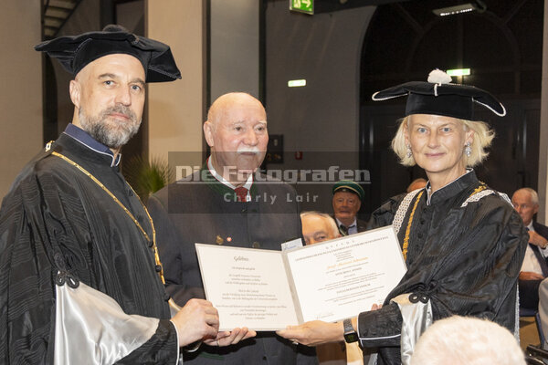 DieFotografen429.jpg DieFotografen429.jpg