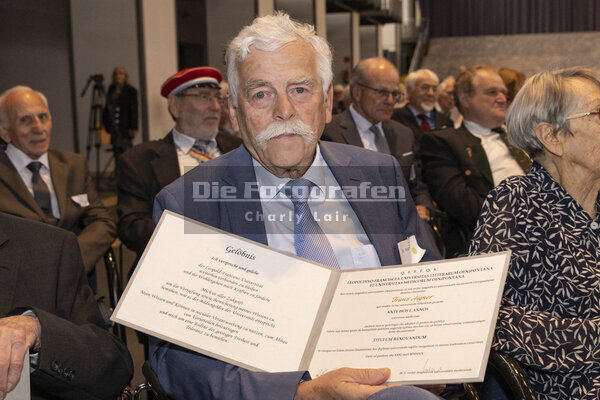 DieFotografen469.jpg DieFotografen469.jpg
