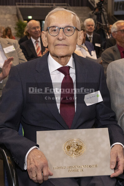 DieFotografen483.jpg DieFotografen483.jpg