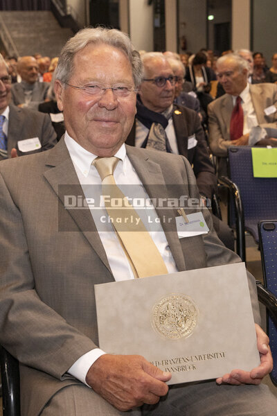 DieFotografen499.jpg DieFotografen499.jpg